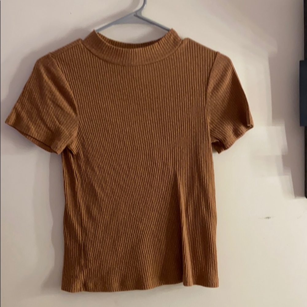 brown turtleneck shirt